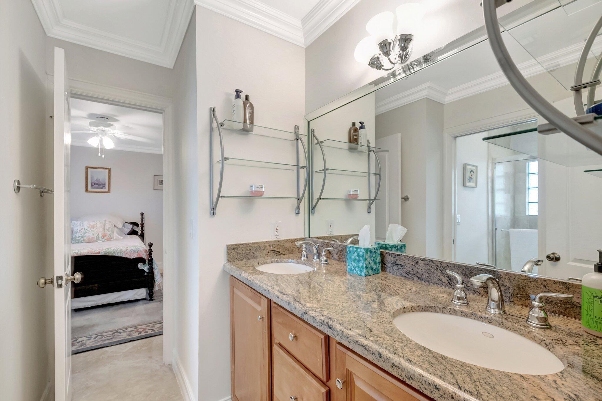 611 Southwest 15th Street Boca Raton, FL 33486 - Photo 36 of 57 Jack n Jill Bathroom