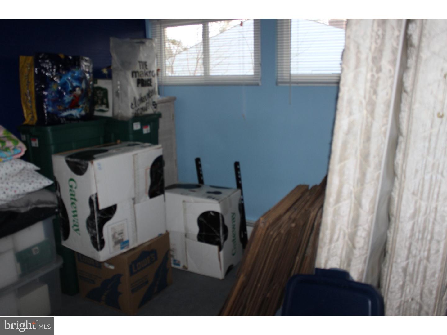 25 Balsam Road Levittown, PA 19057 - Photo 20 of 25 Gallery Image 20