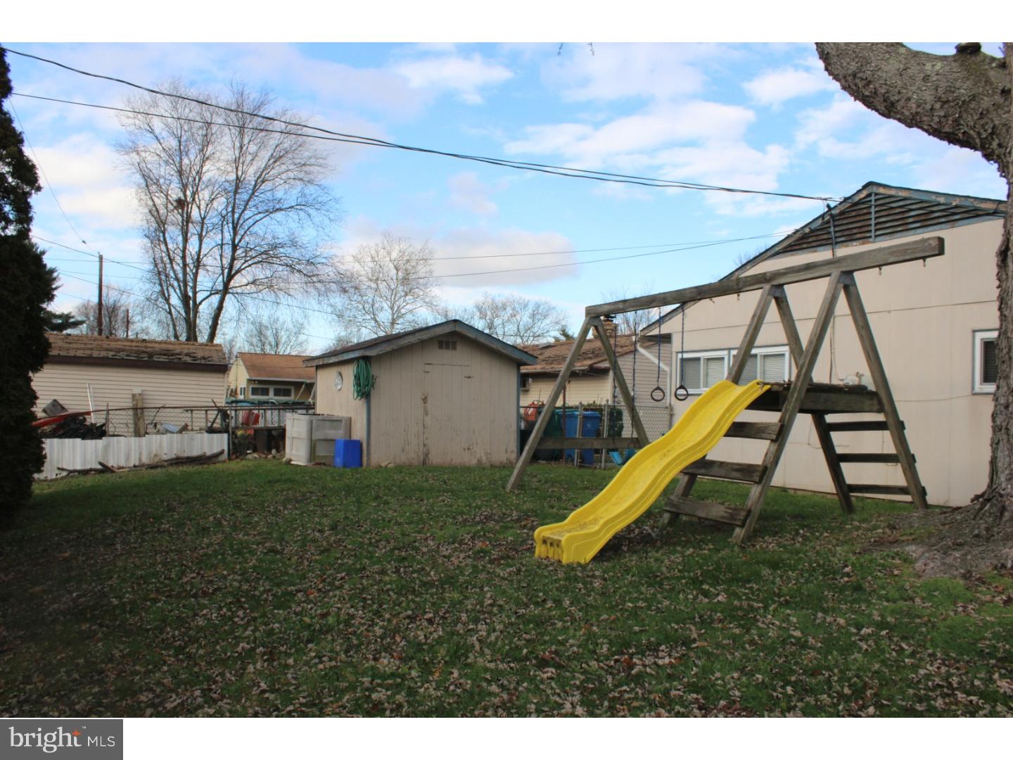 25 Balsam Road Levittown, PA 19057 - Photo 23 of 25 Gallery Image 23