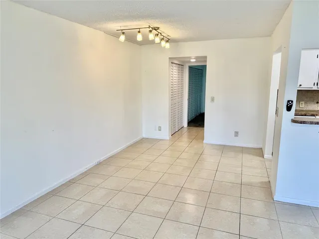 $1,300 | 440 Fanshaw K, Unit 440, Boca Raton, FL 33434