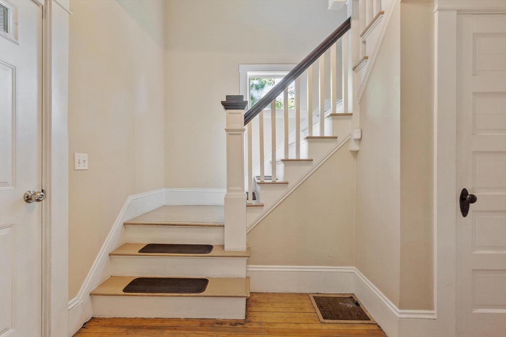 113 Simonds Street Fitchburg, MA 01420 - Photo 10 of 42