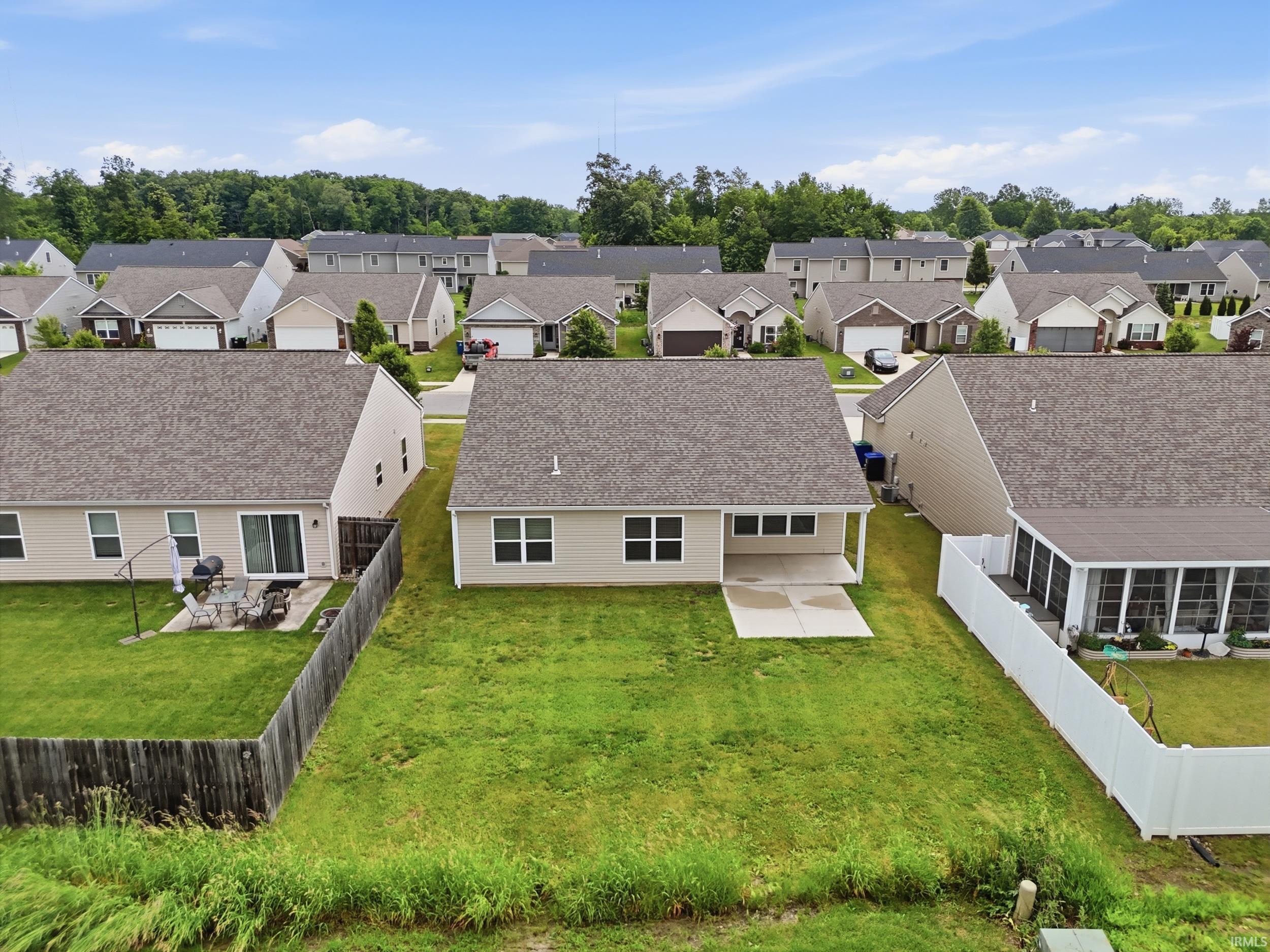 2137 Blue Spring Run Fort Wayne, IN 46808 - Photo 41 of 48