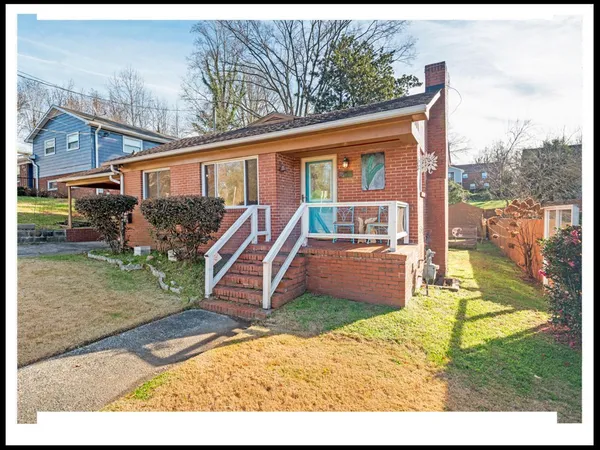 $1,950 | 112 East Lawson Street, Durham, NC 27707
