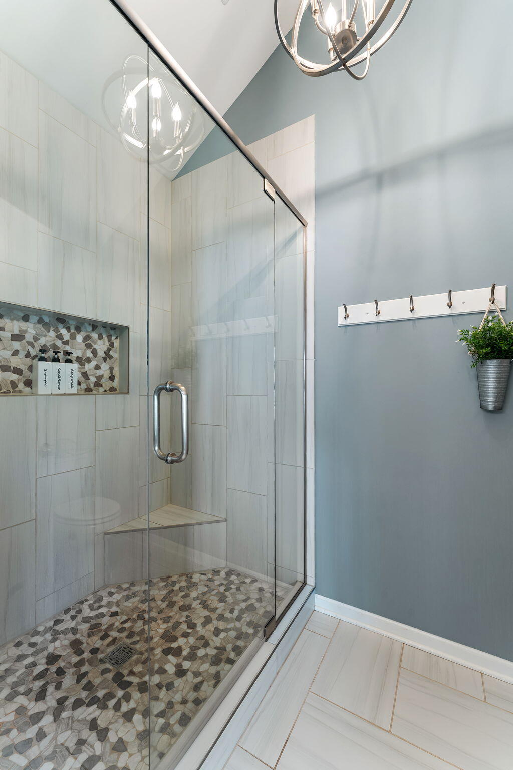 8748 Durbin Lane Crown Point, IN 46307 - Photo 26 of 47 a bathroom with a shower