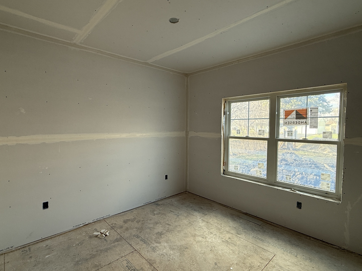 403 East Larmon Street Tolono, IL 61880 - Photo 22 of 22 an empty room with a window