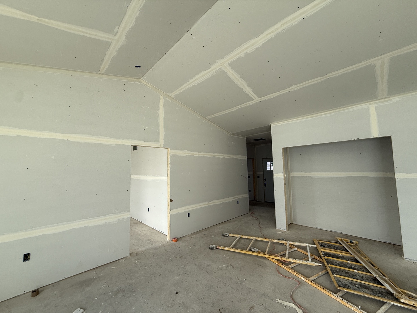 403 East Larmon Street Tolono, IL 61880 - Photo 4 of 22 a view of an empty room