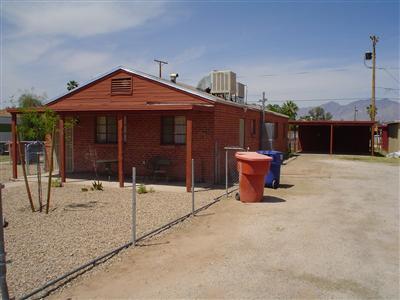 4635 East Montecito Street Tucson, AZ 85711 - Photo 2 of 6