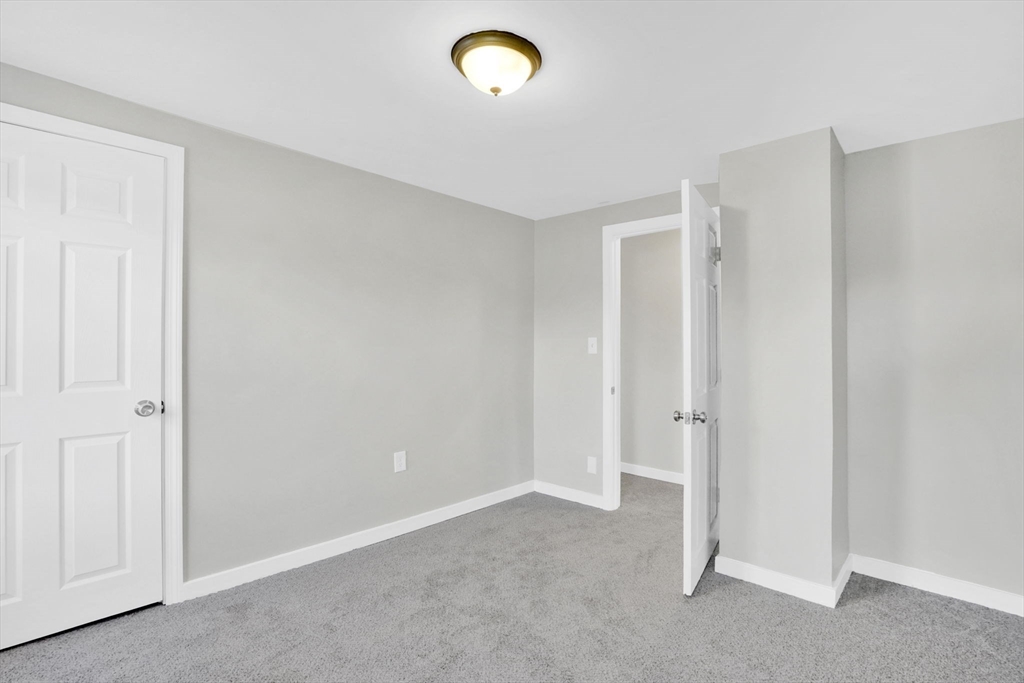 157 Penrose Street Springfield, MA 01109 - Photo 21 of 23 Gallery Image 21