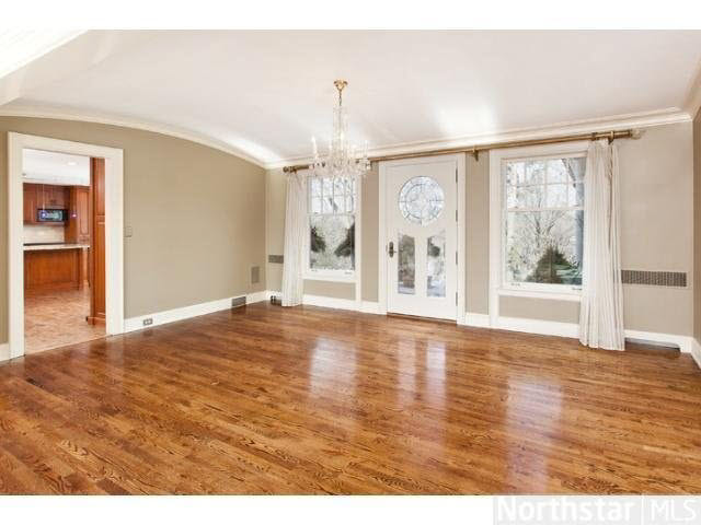 4933 East Sunnyslope Road Edina, MN 55424 - Photo 3 of 18 Gallery Image 3