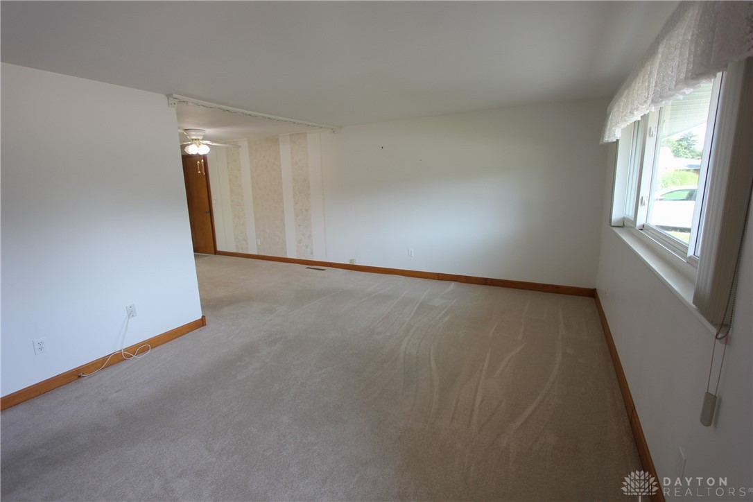6529 Harshmanville Road Huber Heights, OH 45424 - Photo 11 of 45