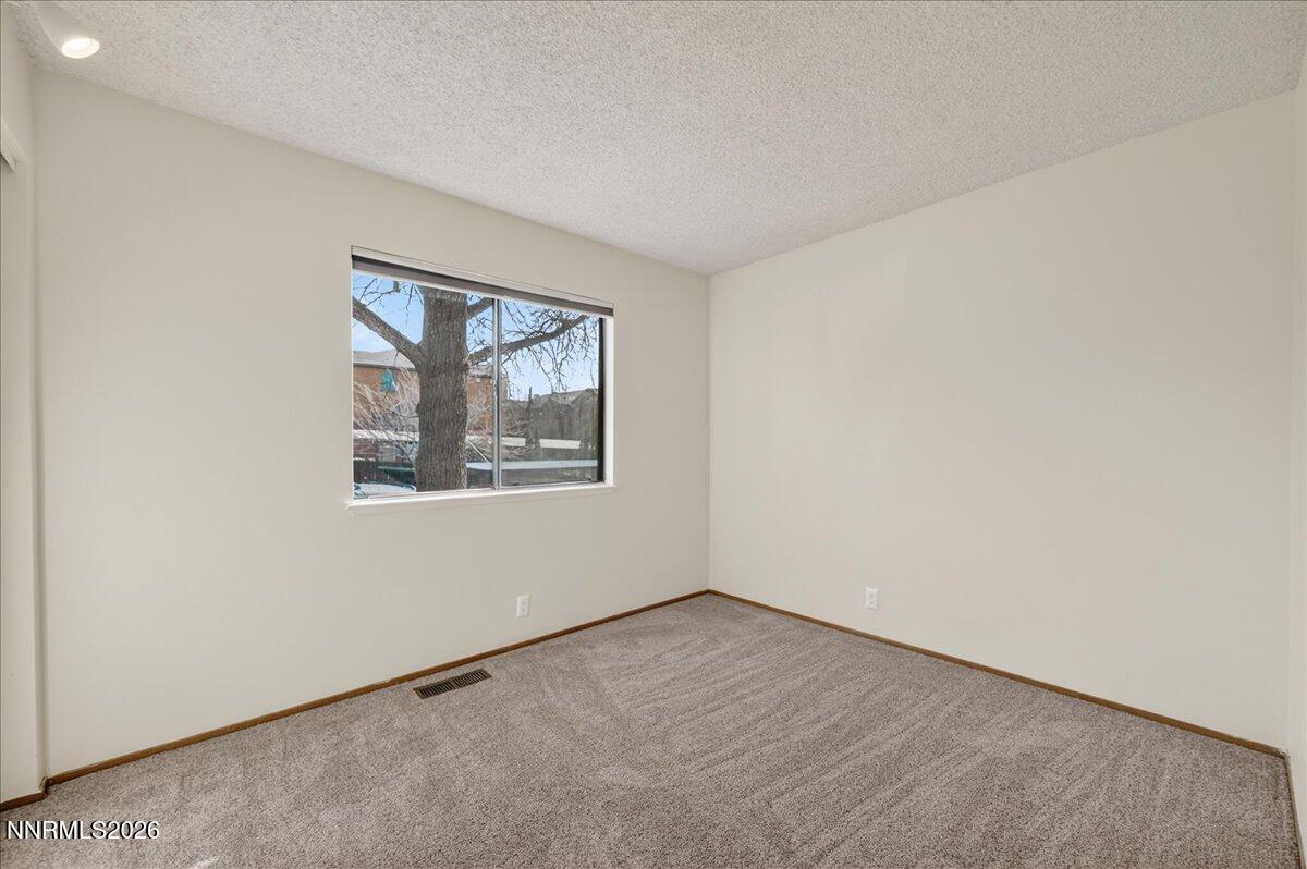 2981 Tierra Verde East Reno, NV 89512 - Photo 17 of 28 21-DSC_1124