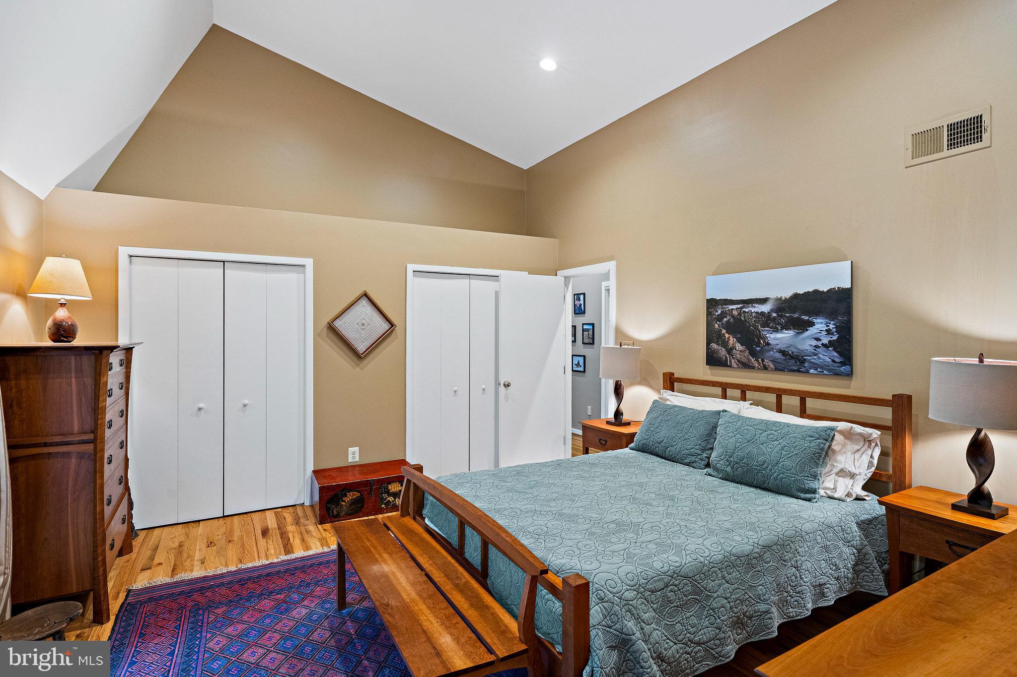 9706 Beach Mill Road Great Falls, VA 22066 - Photo 21 of 41