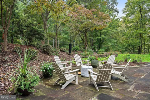 $1,299,000 | 9706 Beach Mill Road, Great Falls, VA 22066