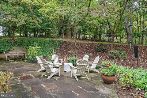 $1,299,000 | 9706 Beach Mill Road, Great Falls, VA 22066