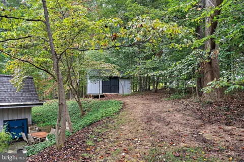 $1,299,000 | 9706 Beach Mill Road, Great Falls, VA 22066
