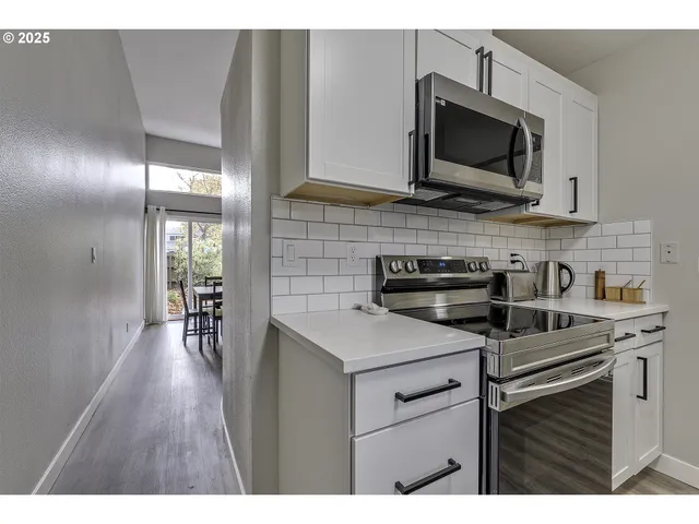 $260,000 | 17756 Northwest Lakeway Court, Beaverton, OR 97006