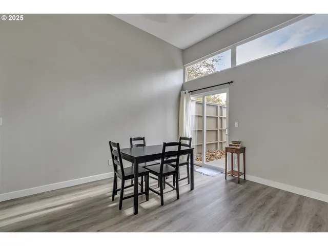 $260,000 | 17756 Northwest Lakeway Court, Beaverton, OR 97006