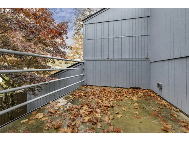 $260,000 | 17756 Northwest Lakeway Court, Beaverton, OR 97006