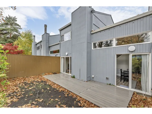 $260,000 | 17756 Northwest Lakeway Court, Beaverton, OR 97006