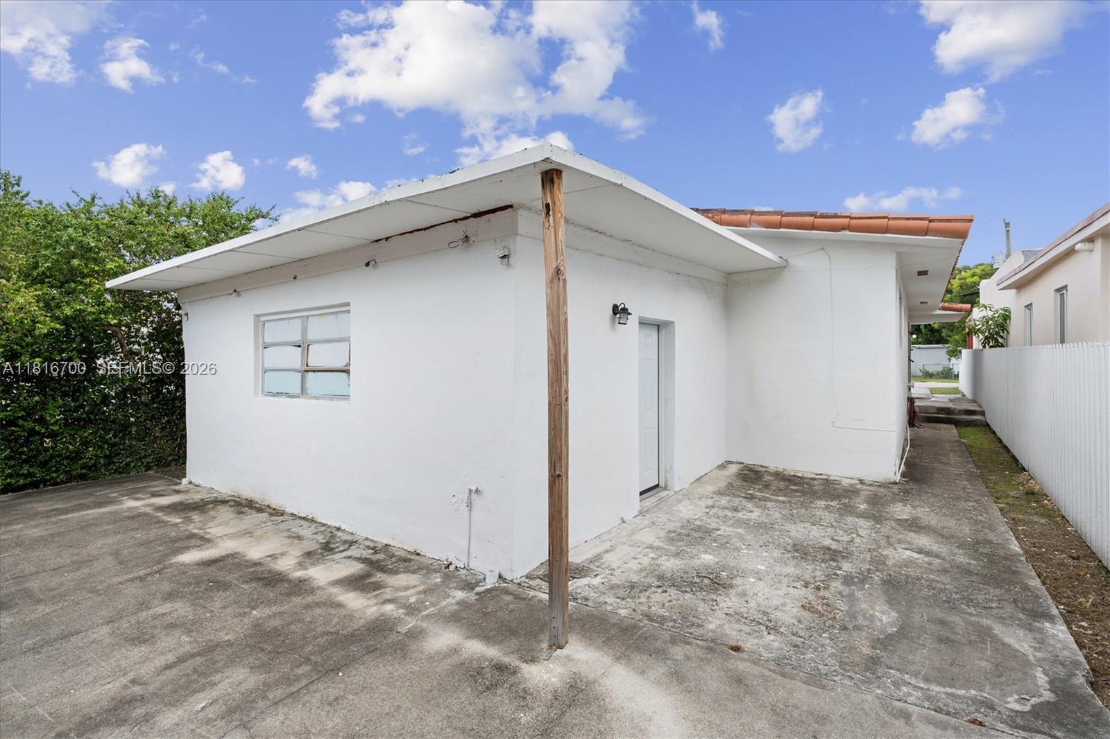 5726 Southwest 20th Street Miami, FL 33155 - Photo 26 of 27