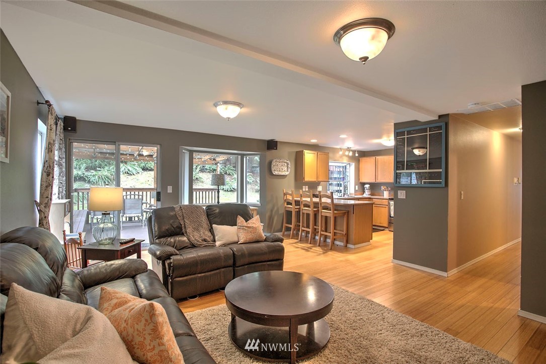 1002 215th Street Southeast Bothell, WA 98021 - Photo 14 of 25