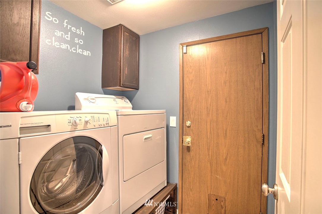 1002 215th Street Southeast Bothell, WA 98021 - Photo 15 of 25