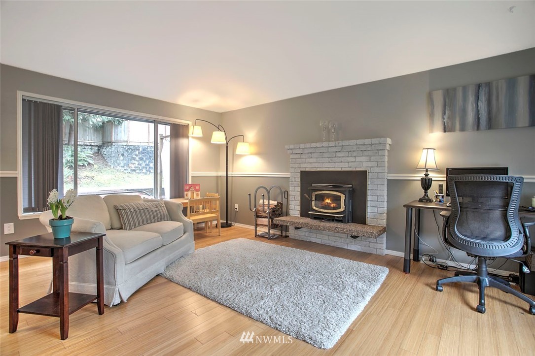 1002 215th Street Southeast Bothell, WA 98021 - Photo 3 of 25