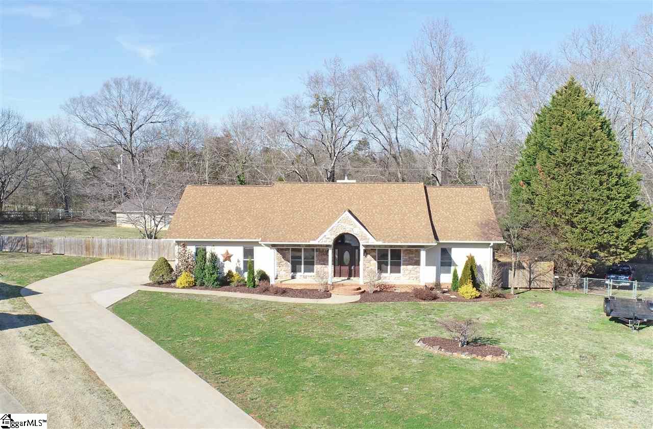 141 Dustin Street Easley, SC 29642 - Photo 2 of 35 Gallery Image 2