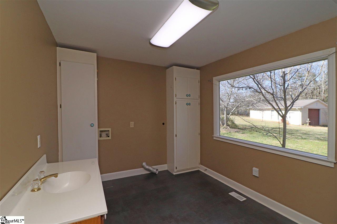 141 Dustin Street Easley, SC 29642 - Photo 14 of 35 Gallery Image 14