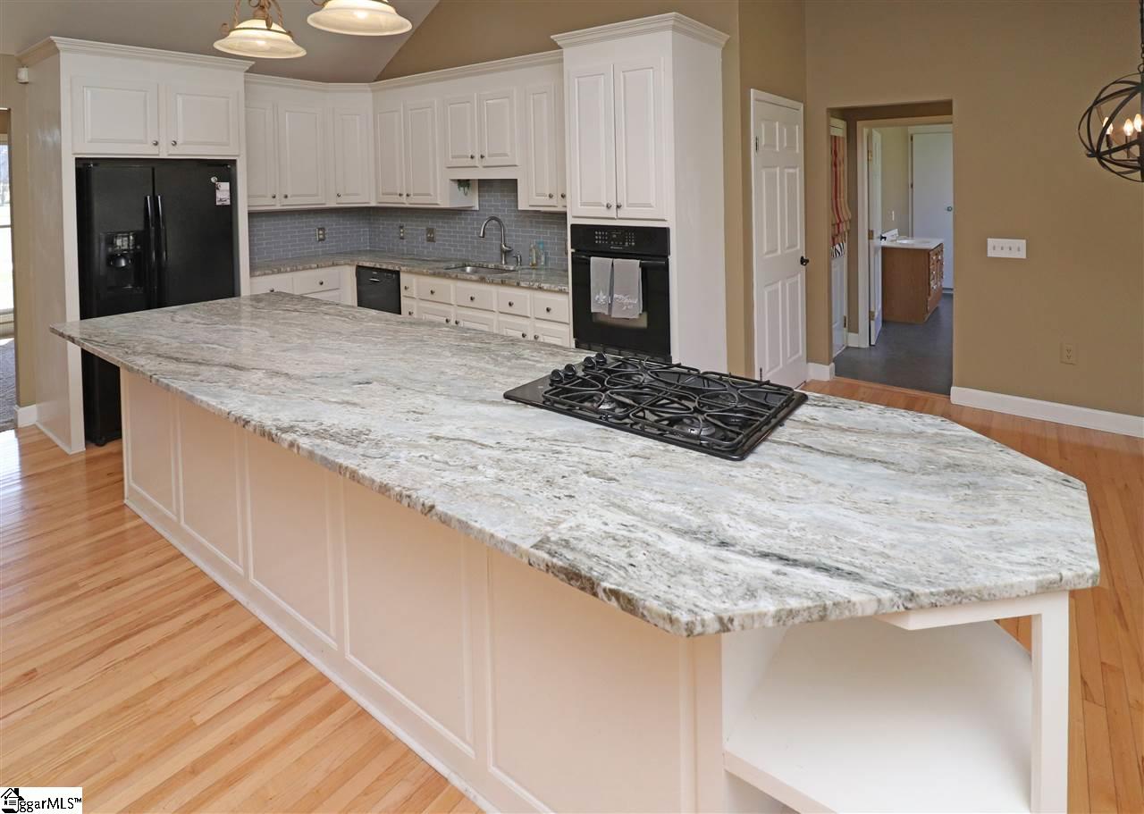 141 Dustin Street Easley, SC 29642 - Photo 8 of 35 Gallery Image 8