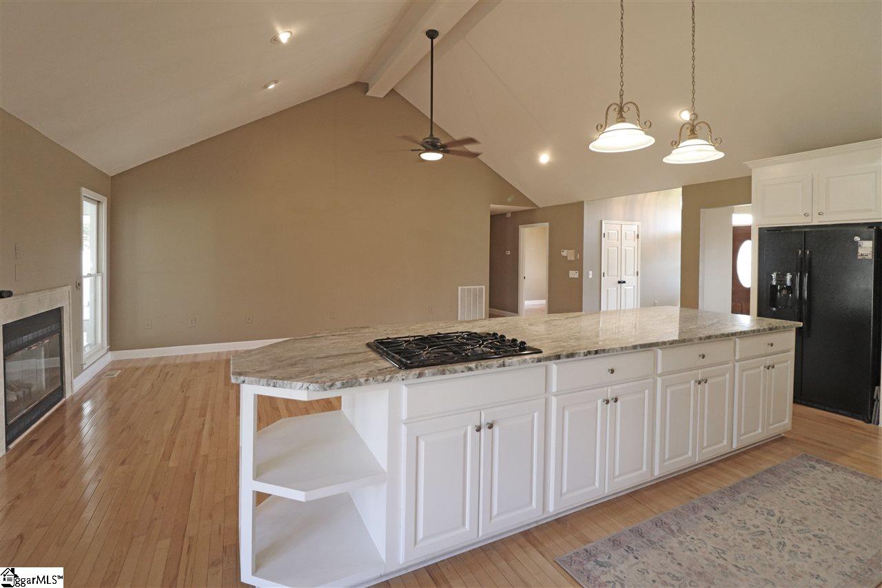 141 Dustin Street Easley, SC 29642 - Photo 9 of 35 Gallery Image 9