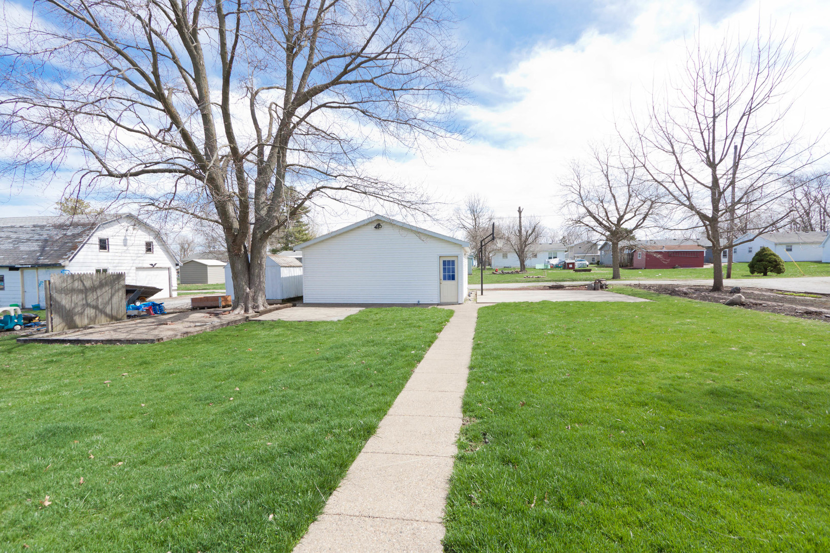 620 North 3rd Avenue Chenoa, IL 61726 - Photo 26 of 36