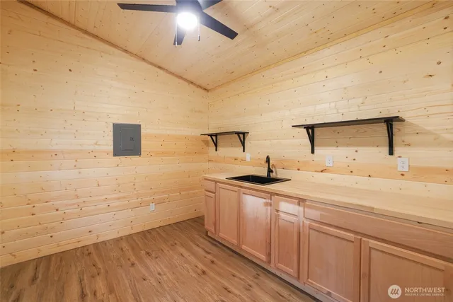 $299,950 | 56115 Kernahan Road East, Ashford, WA 98304