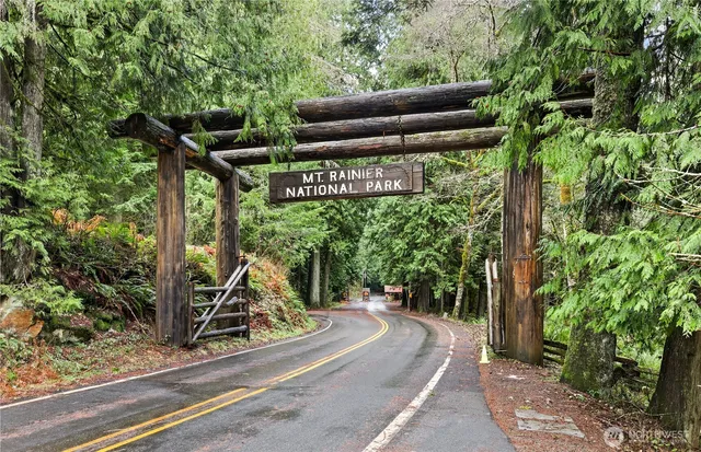 $299,950 | 56115 Kernahan Road East, Ashford, WA 98304