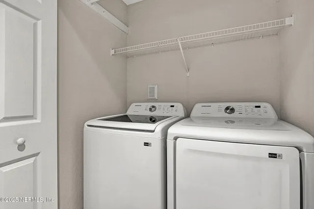 $2,100 | 7019 Buroak Court, Jacksonville, FL 32258