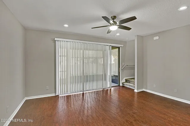 $2,100 | 7019 Buroak Court, Jacksonville, FL 32258