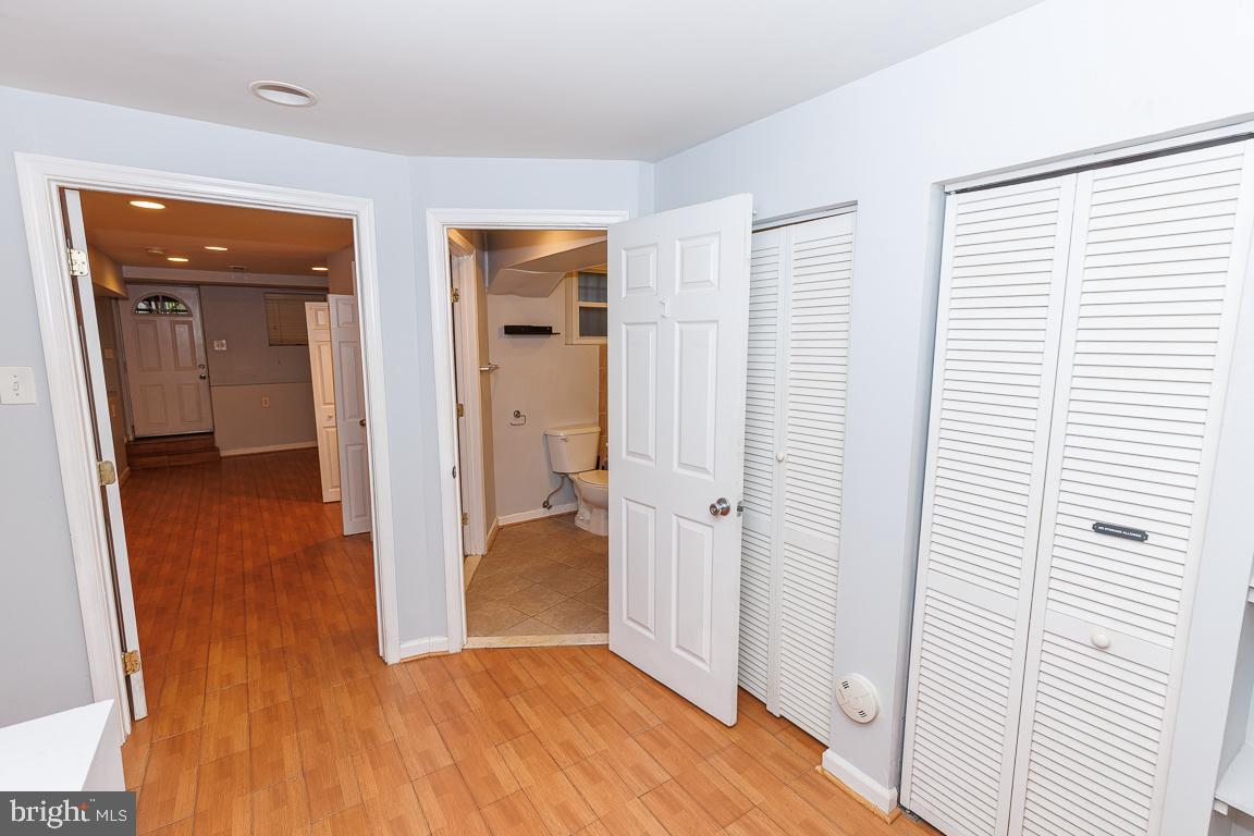 1437 East Capitol Street Southeast, Unit B Washington, DC 20003 - Photo 15 of 20 a view of a bathroom from a hallway
