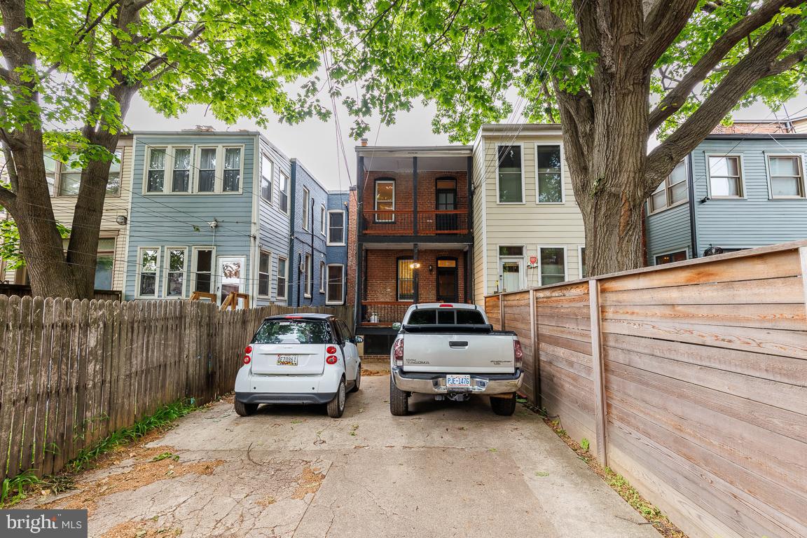 1437 East Capitol Street Southeast, Unit B Washington, DC 20003 - Photo 20 of 20 a car parked in front of a brick house
