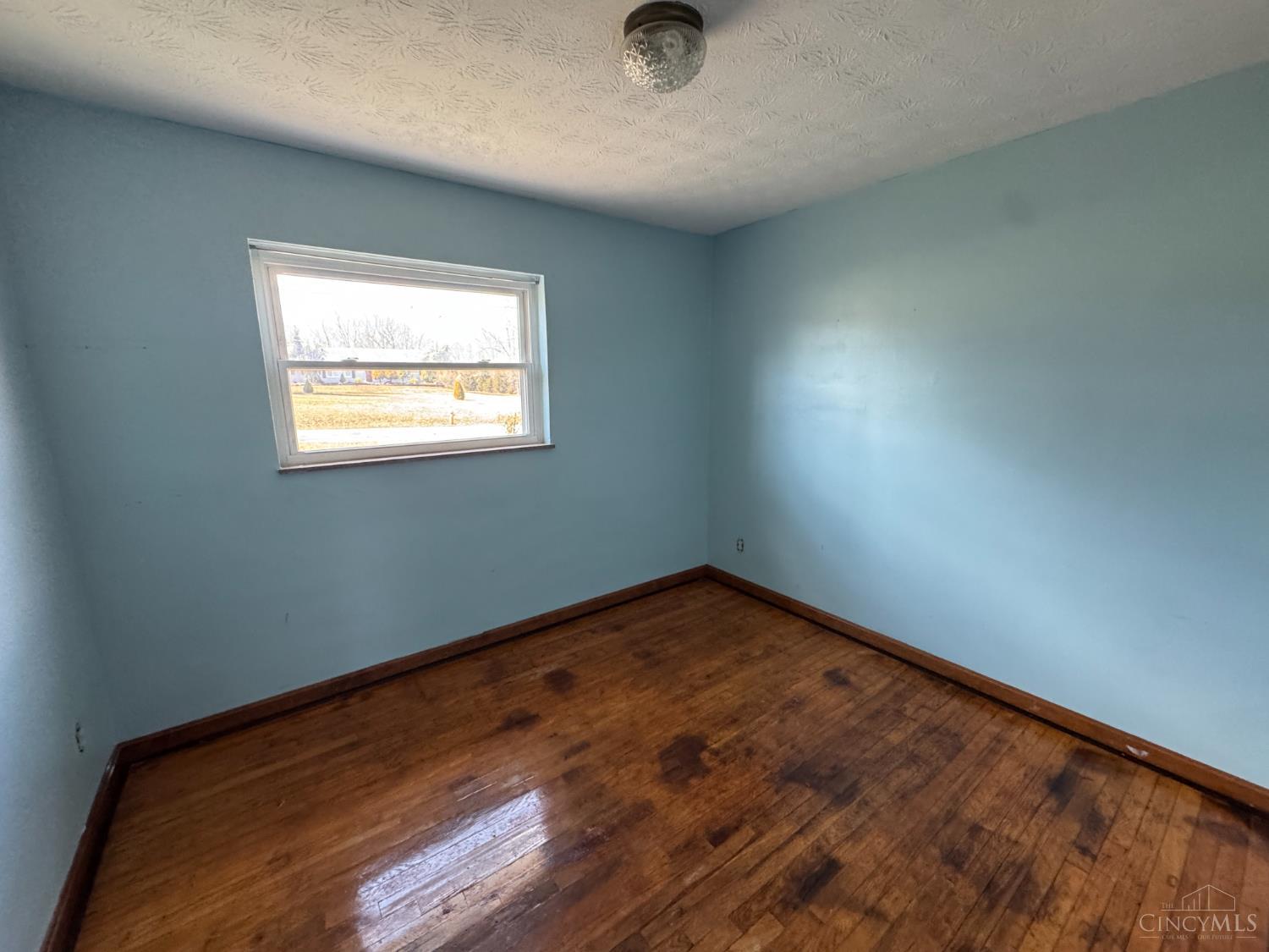 10528 Pottinger Road Cincinnati, OH 45251 - Photo 22 of 34 Gallery Image 22