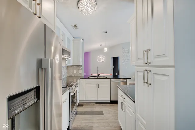 $175,000 | 6509 Emerald Hill Court, Unit 311, Indianapolis, IN 46237