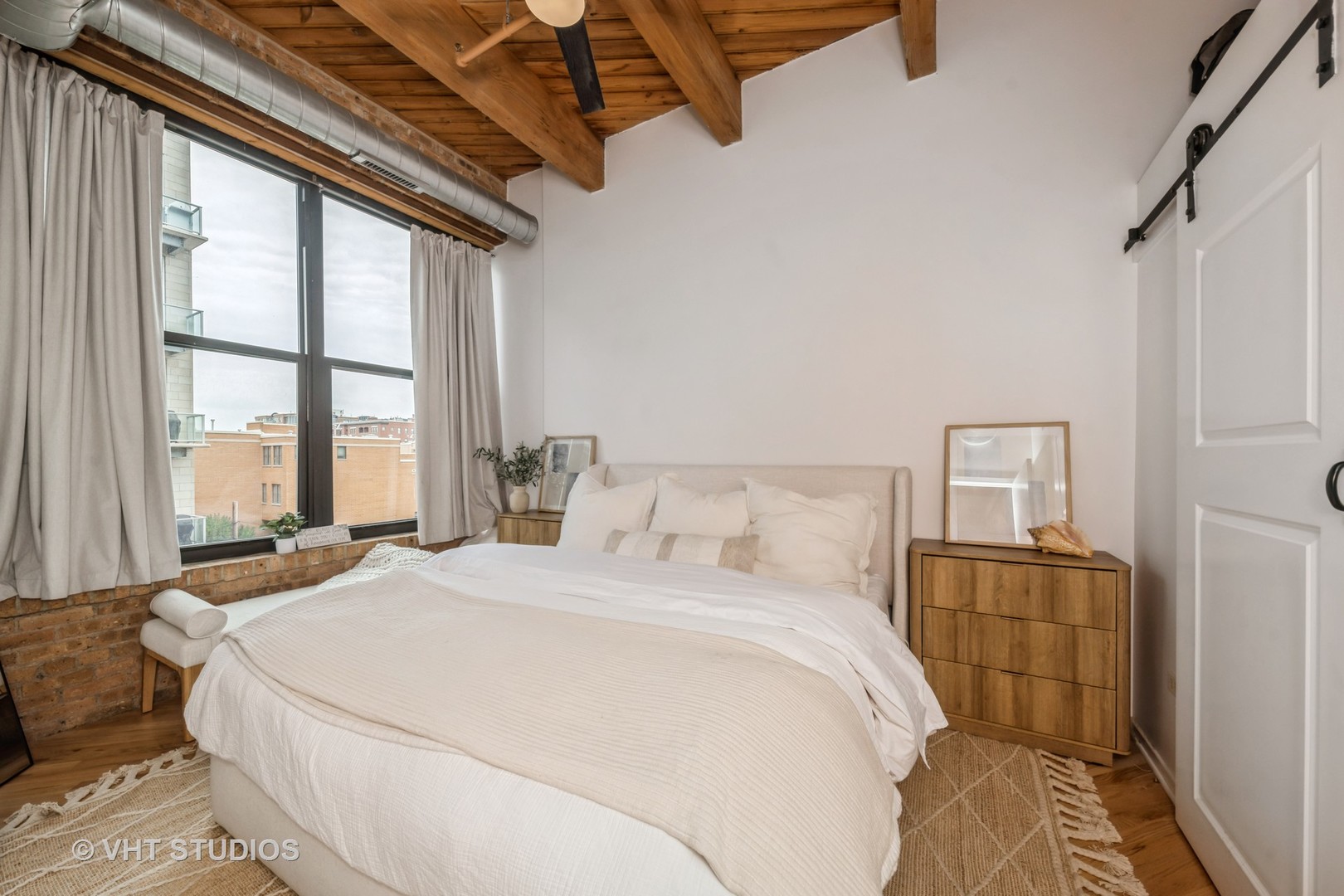 1040 West Adams Street, Unit 365 Chicago, IL 60607 - Photo 8 of 21 Gallery Image 8