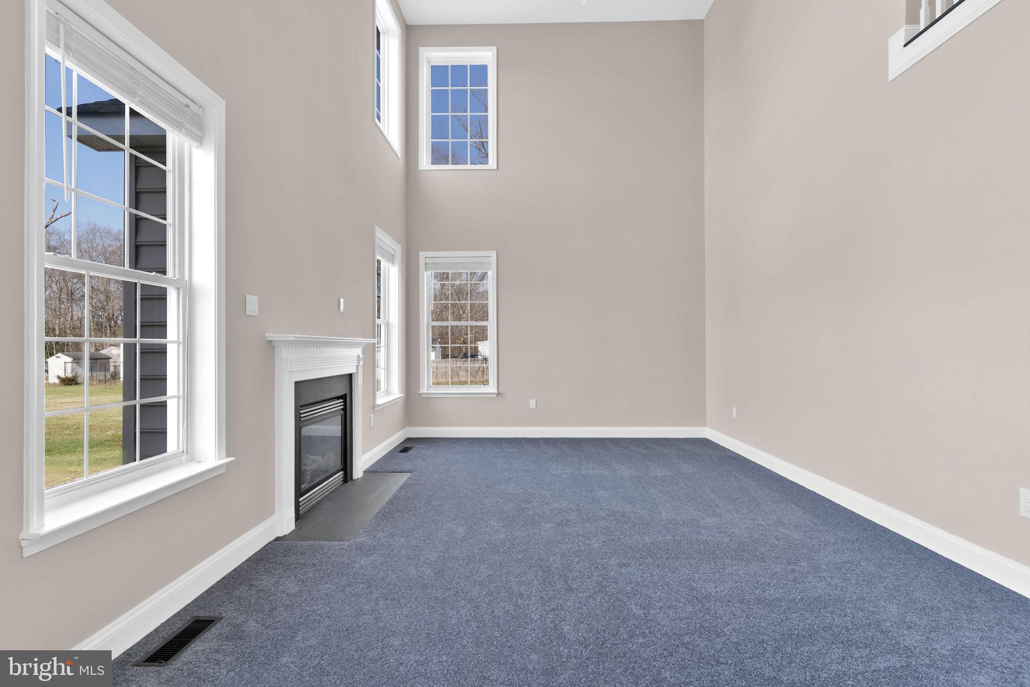 12577 Sub-Station Road Waldorf, MD 20601 - Photo 19 of 43 Living Room