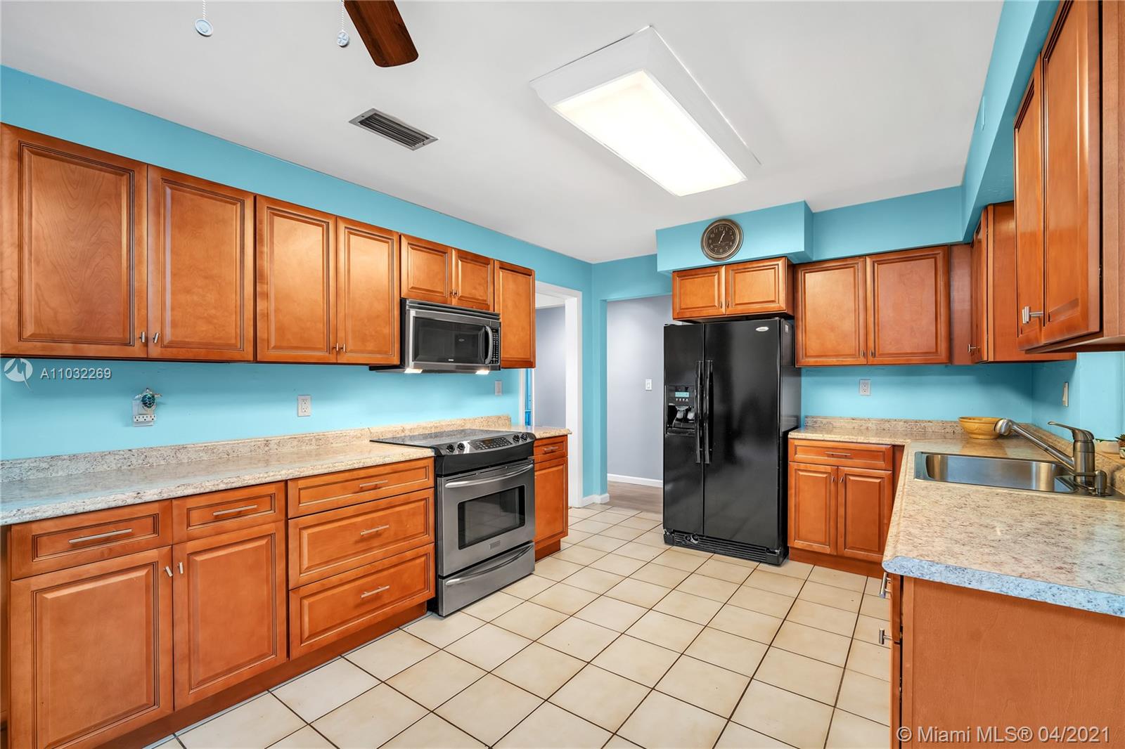 3300 West Park Road Hollywood, FL 33021 - Photo 12 of 33