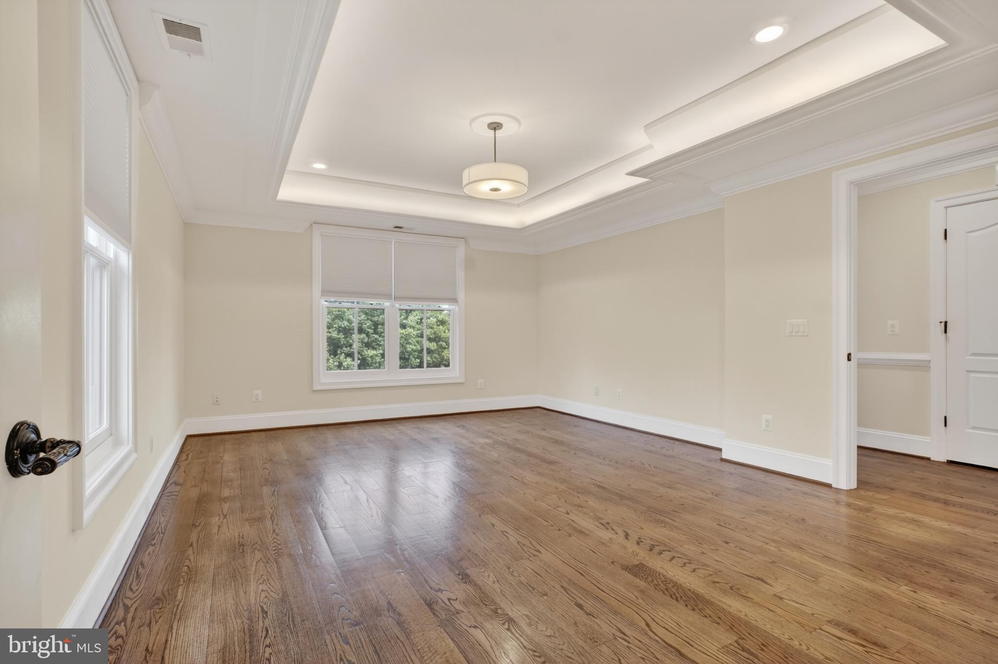 7112 Georgetown Pike McLean, VA 22101 - Photo 35 of 59 Bedroom Suite 3