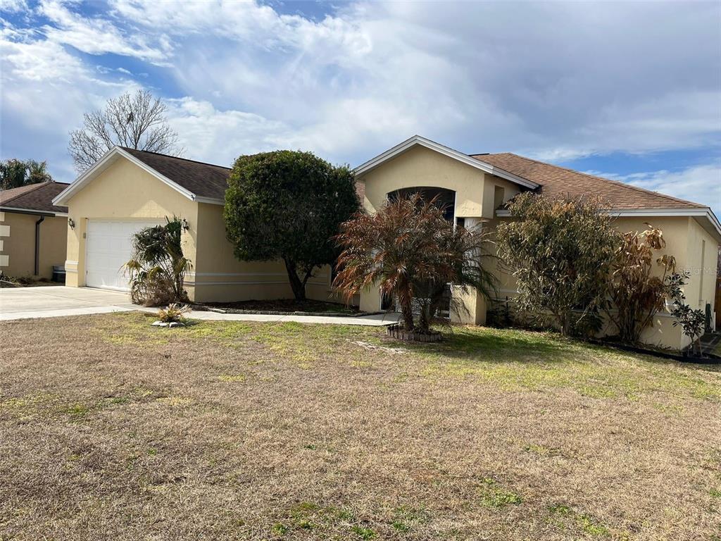 3549 Manor Loop Lakeland, FL 33810 - Photo 2 of 31