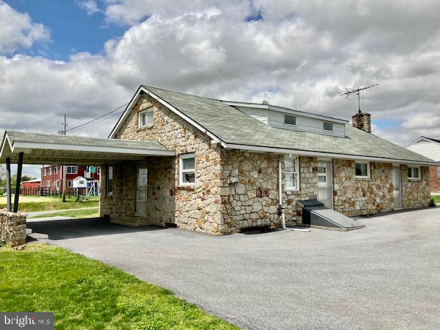 141 South Shirk Road New Holland, PA 17557 - Photo 14 of 19 Gallery Image 14