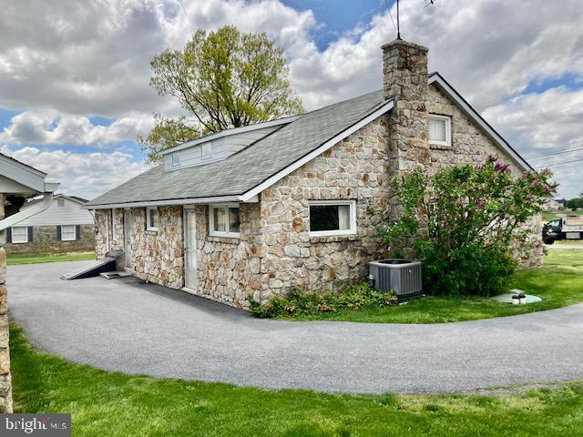 141 South Shirk Road New Holland, PA 17557 - Photo 15 of 19 Gallery Image 15