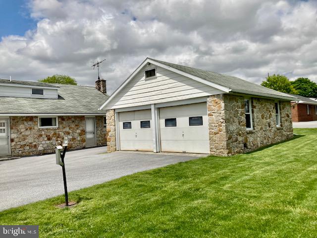 141 South Shirk Road New Holland, PA 17557 - Photo 17 of 19 Gallery Image 17