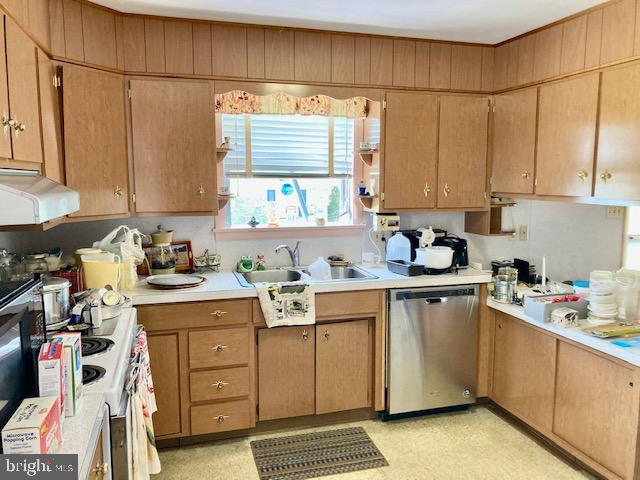 141 South Shirk Road New Holland, PA 17557 - Photo 6 of 19 Gallery Image 6