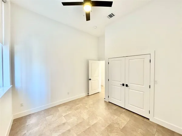 $2,770 | 2102 Mechanic Street, Unit 101, Galveston, TX 77550